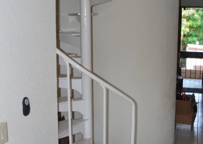 Spiral staircase to Master Bedroom 1